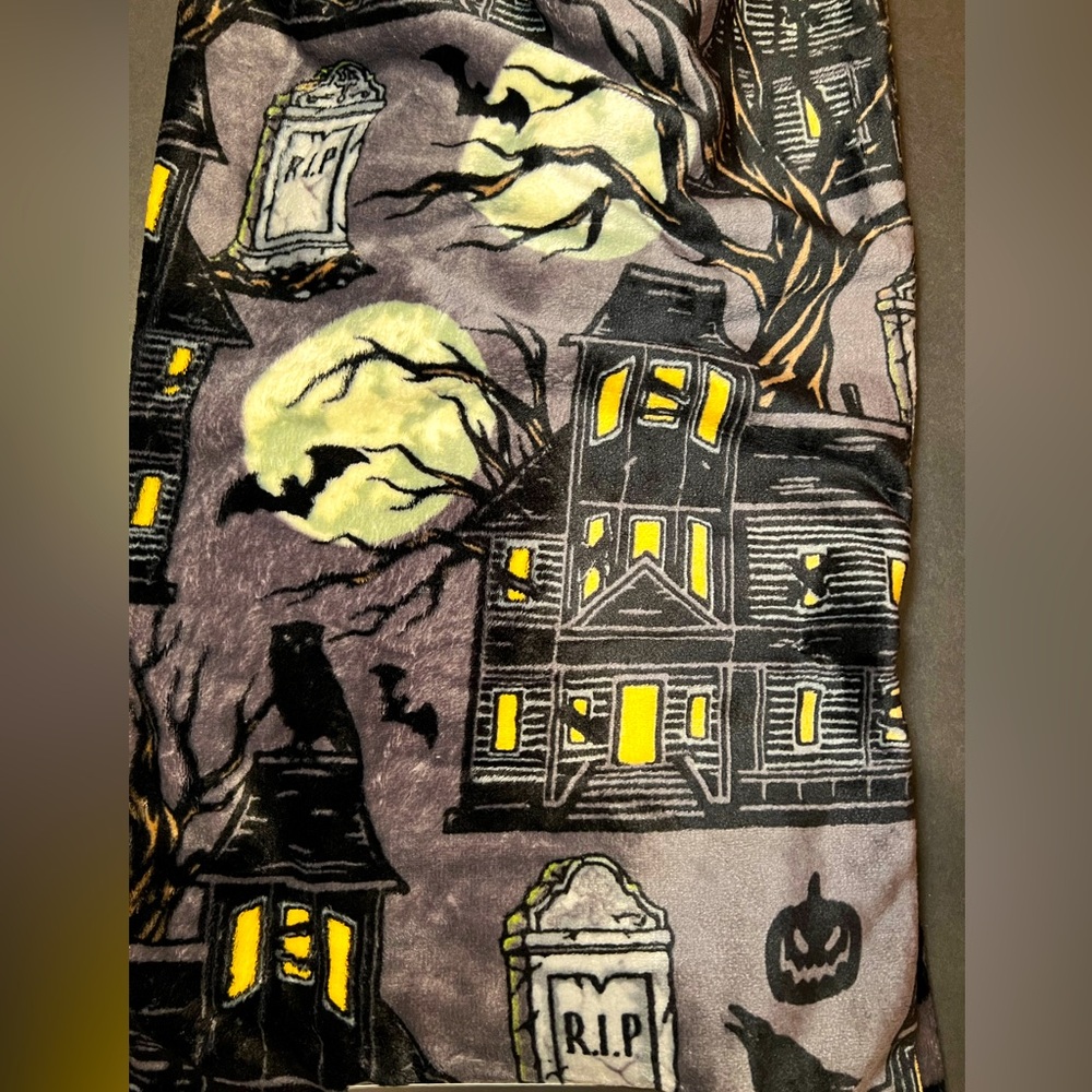 Halloween Dark & Moody Haunted House Plush Throw Blanket 50 x 70 Owl Tombstone
